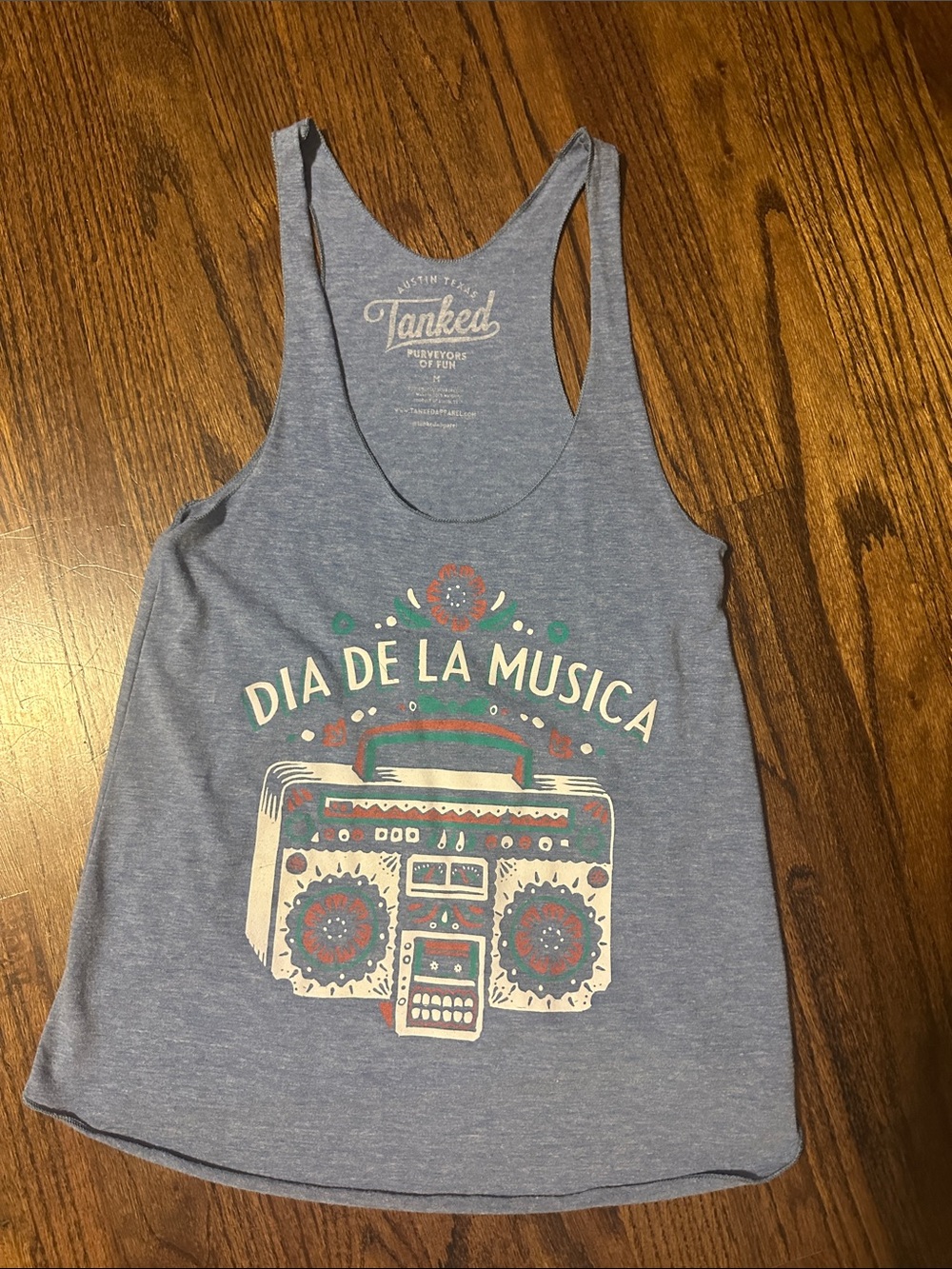 Dia De La Música Blue Graphic Racerback Tank Top